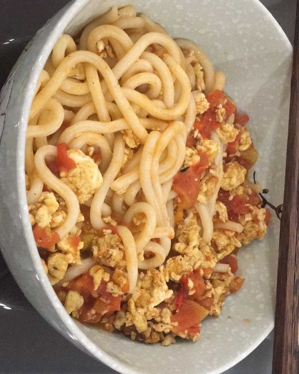 番茄鸡蛋乌冬面