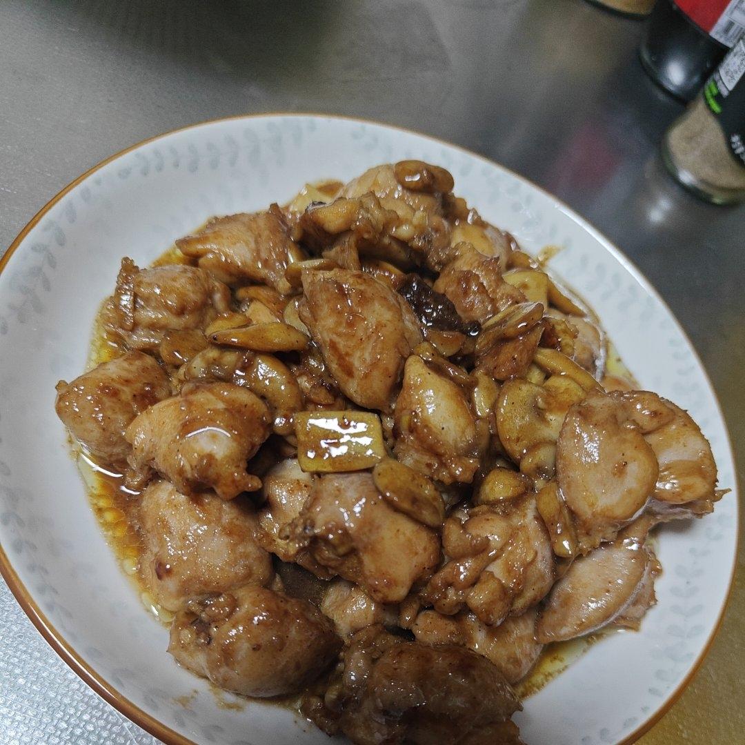 口蘑蒜香鸡腿肉