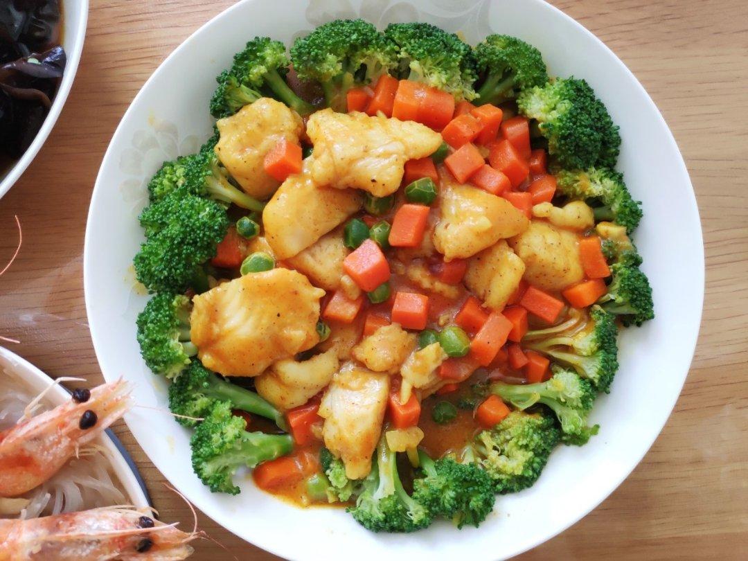 咖喱巴沙鱼豆腐煲