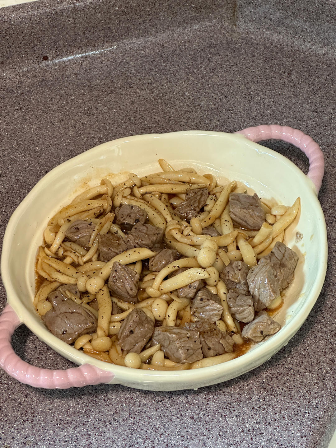 黑胡椒杏鲍菇牛肉粒