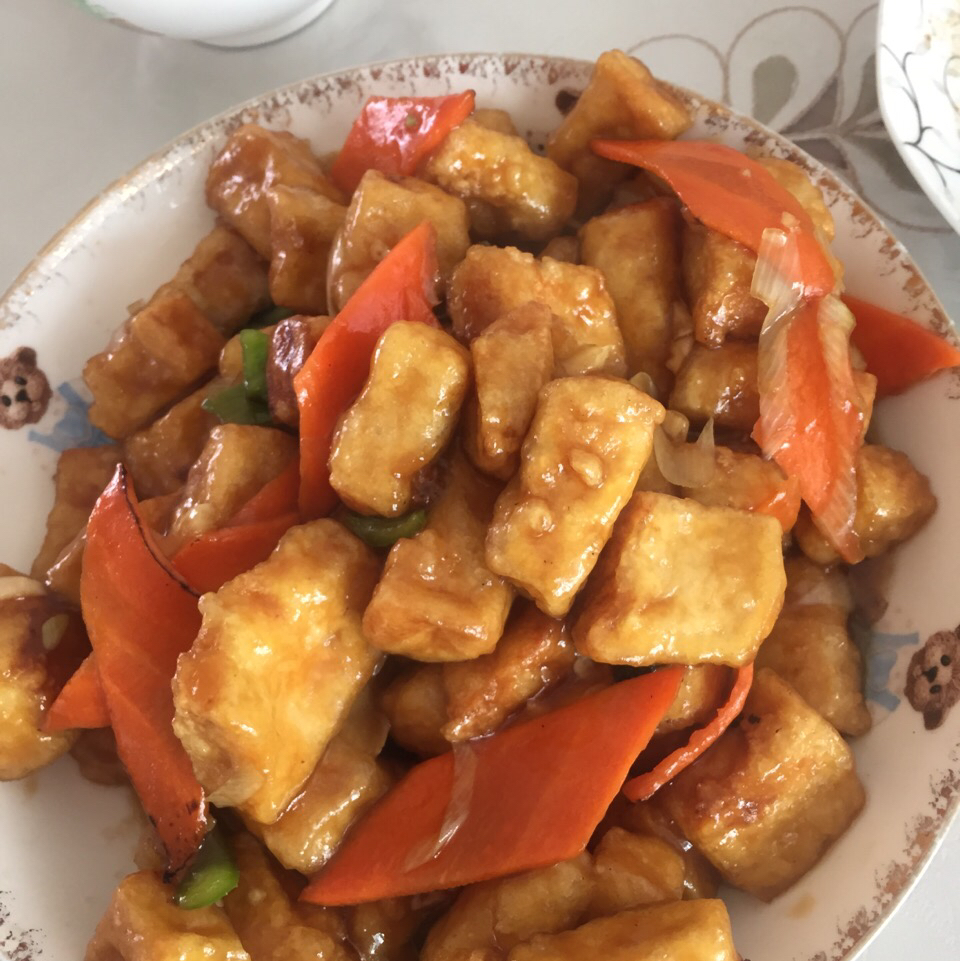 外焦里嫩好吃无比的——焦溜豆腐