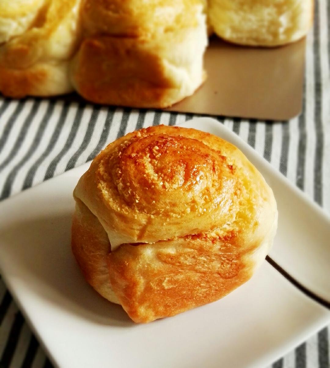 好吃懒做的菜鸟做的椰蓉面包卷