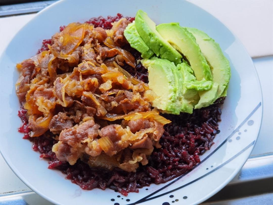一夫食堂的御膳房牛肉饭