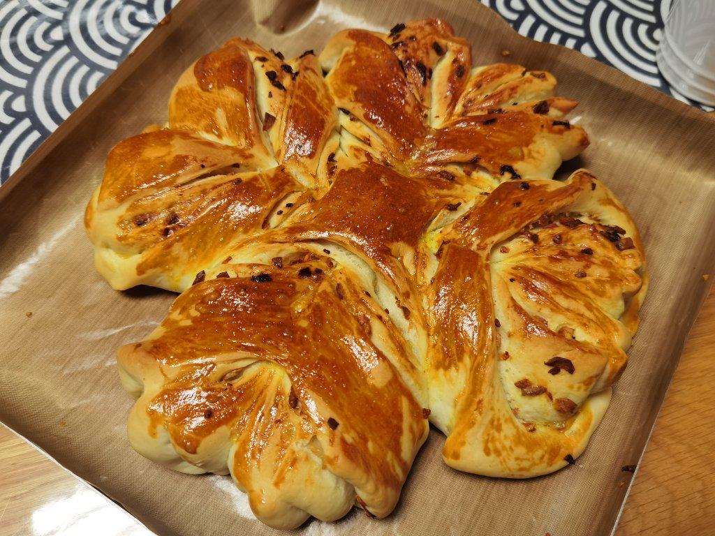 【小高姐】蒜香浓郁 造型优美 不用揉出手膜的面包