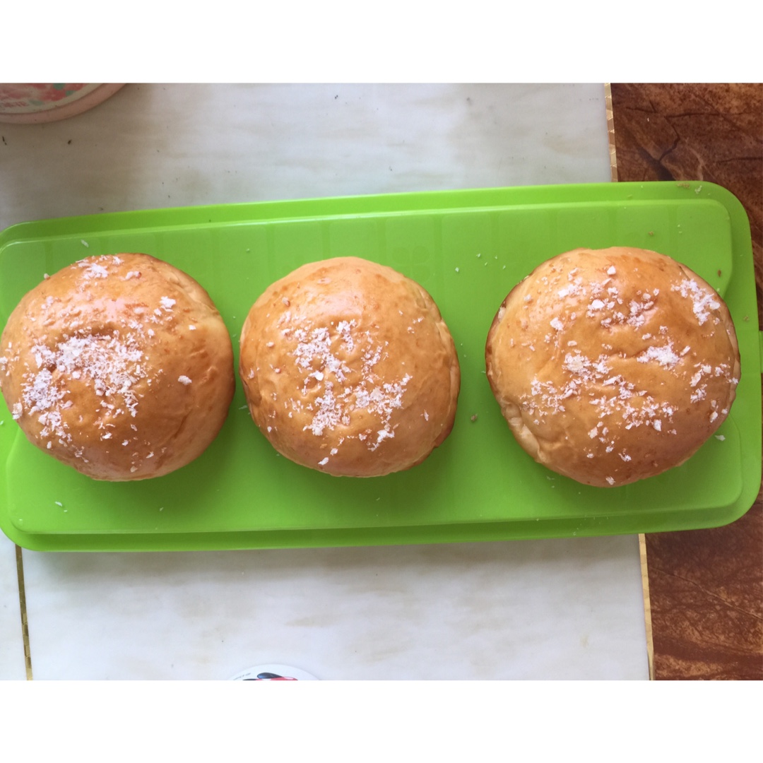 椰蓉豆沙面包