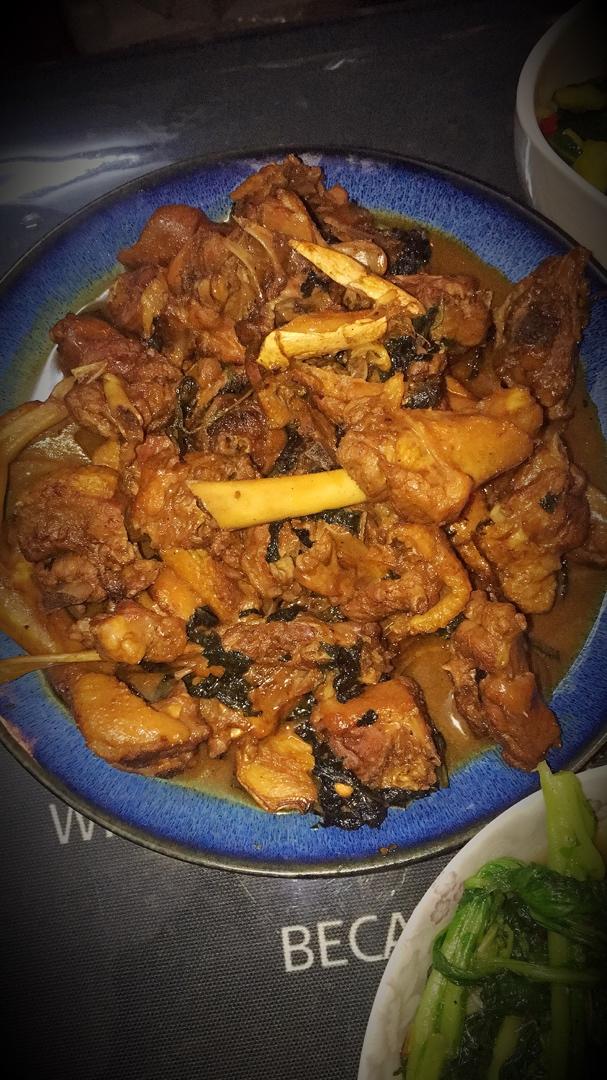 紫苏焖鸭