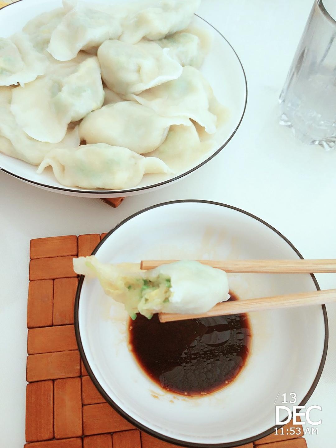 西葫芦鸡蛋虾皮饺子