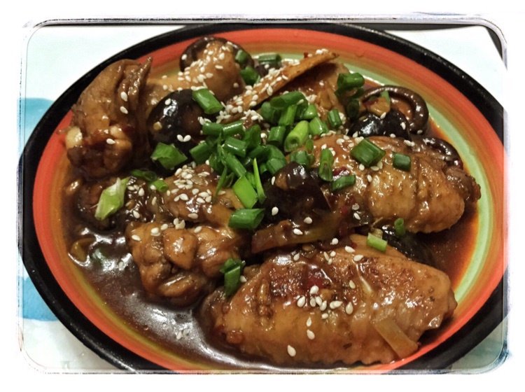 香菇炖鸡翅