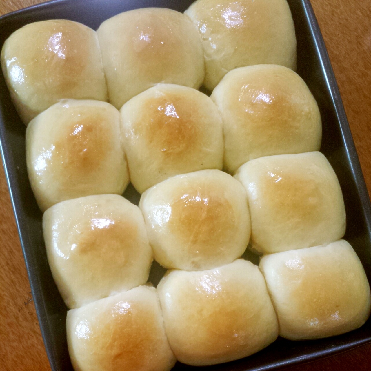 牛奶红豆沙餐包