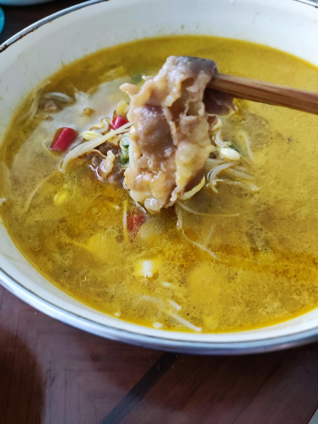 酸汤肥牛