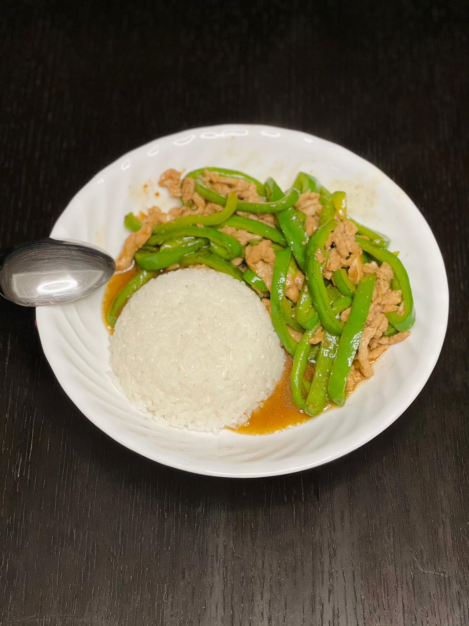 ‼️好吃到舔盘的青椒肉丝盖浇饭