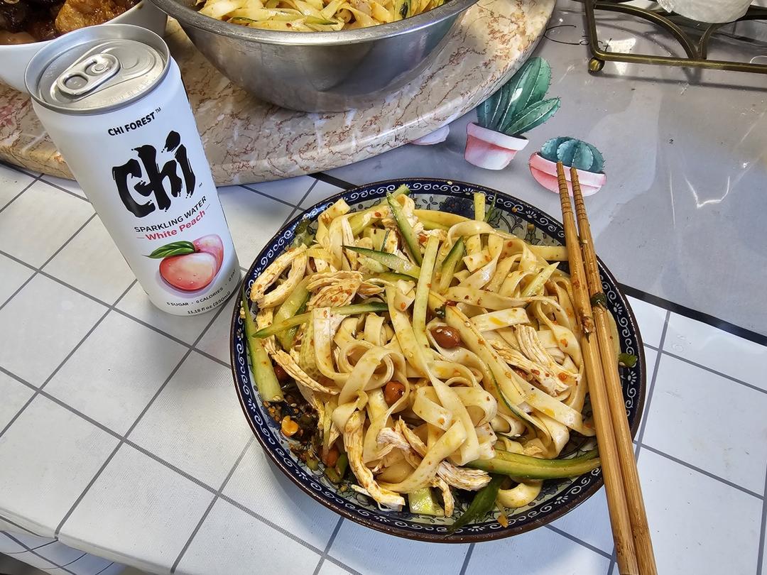 🥒鸡丝凉面