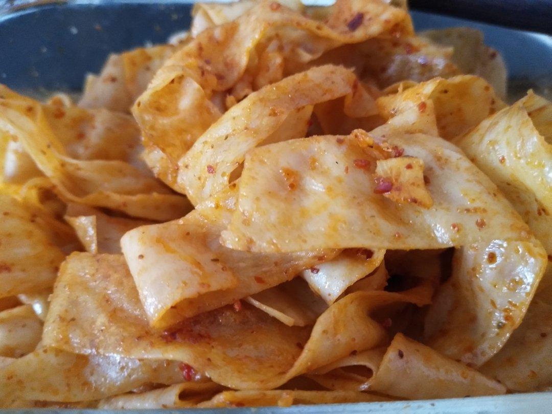 电饼铛自制辣条