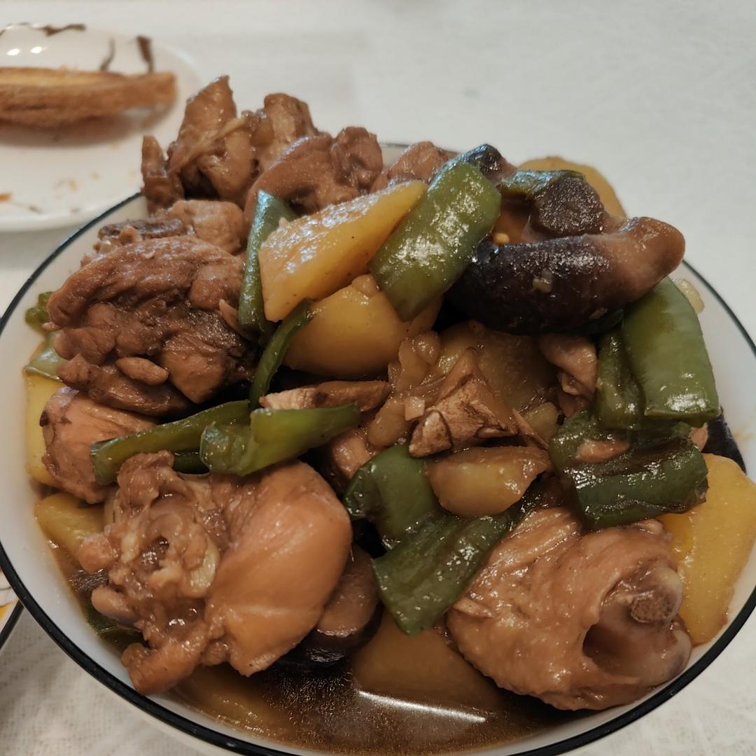 好吃到原地爆炸的黄焖鸡