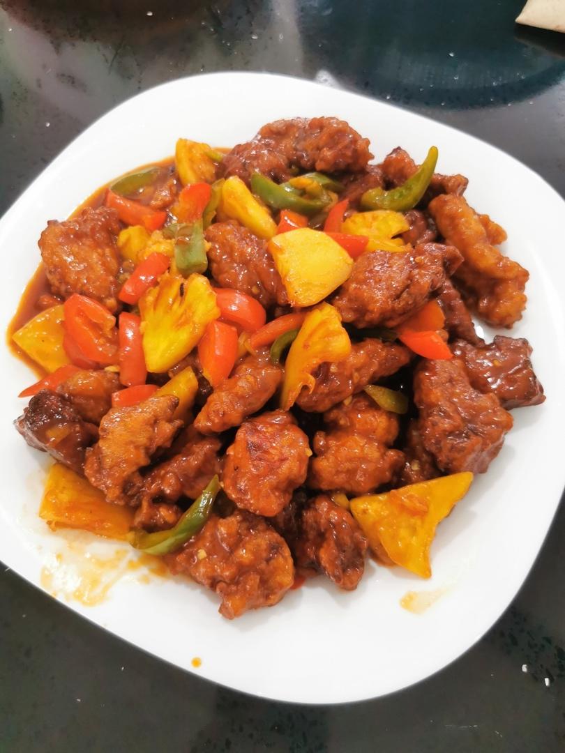 菠萝咕噜肉