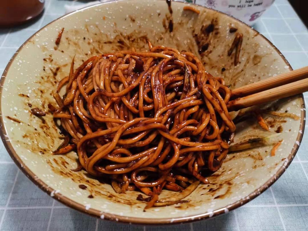 堂妈小厨——韩式炸酱面
