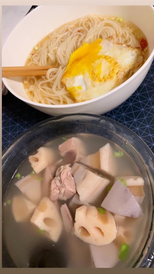 一碗热汤面
