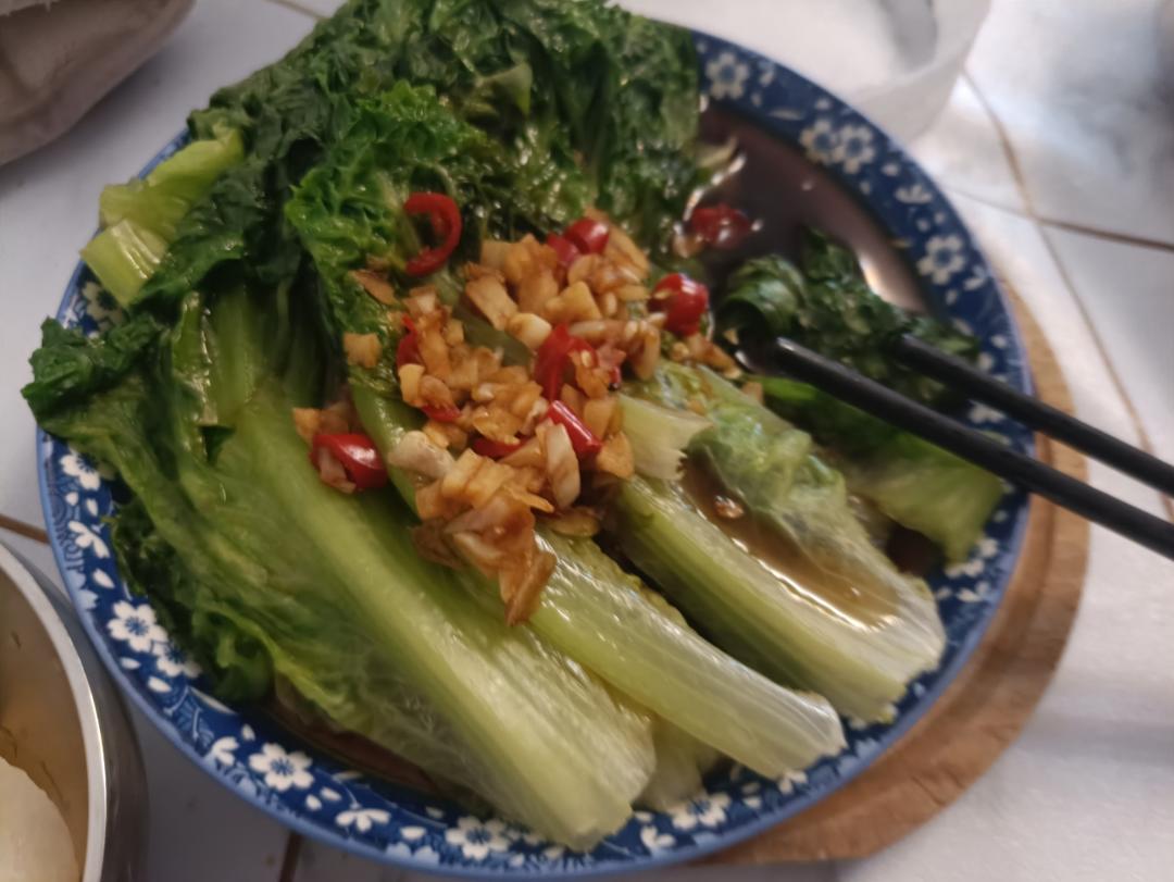 白灼生菜