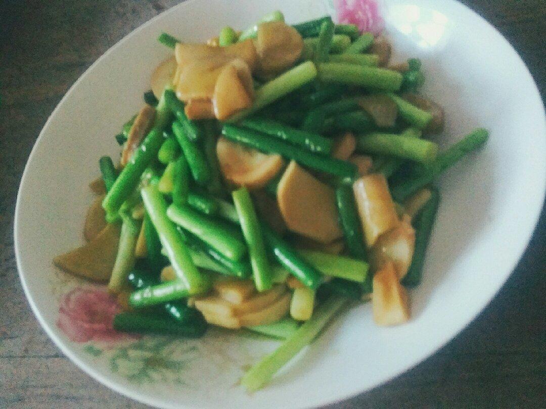 蒜薹炒肉