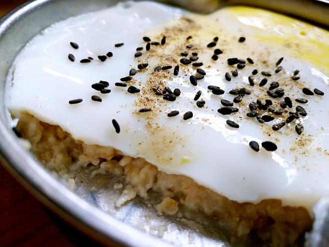 咸味燕麦饼“摊”鸡蛋（蒸蛋器版）的做法