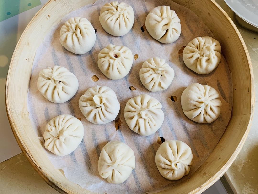 灌汤小笼包