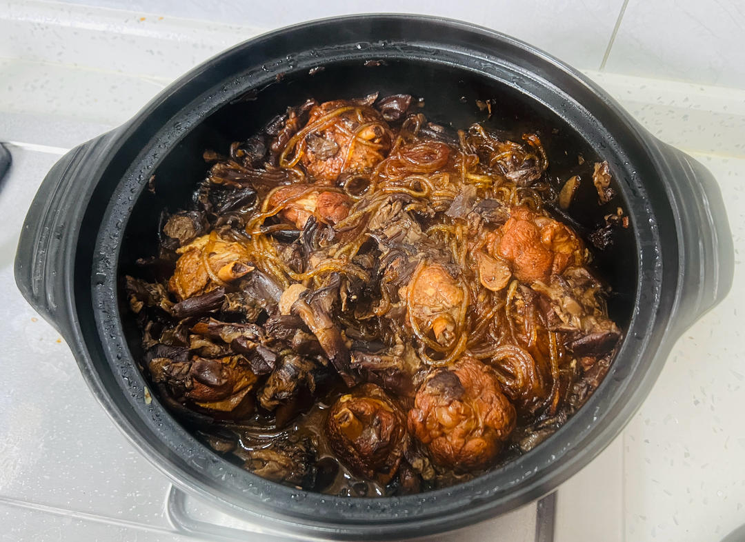 小鸡炖蘑菇