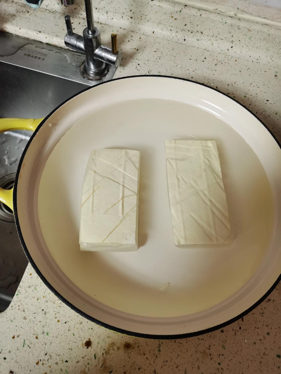 空气炸豆腐【3月北鼎烤箱食谱】