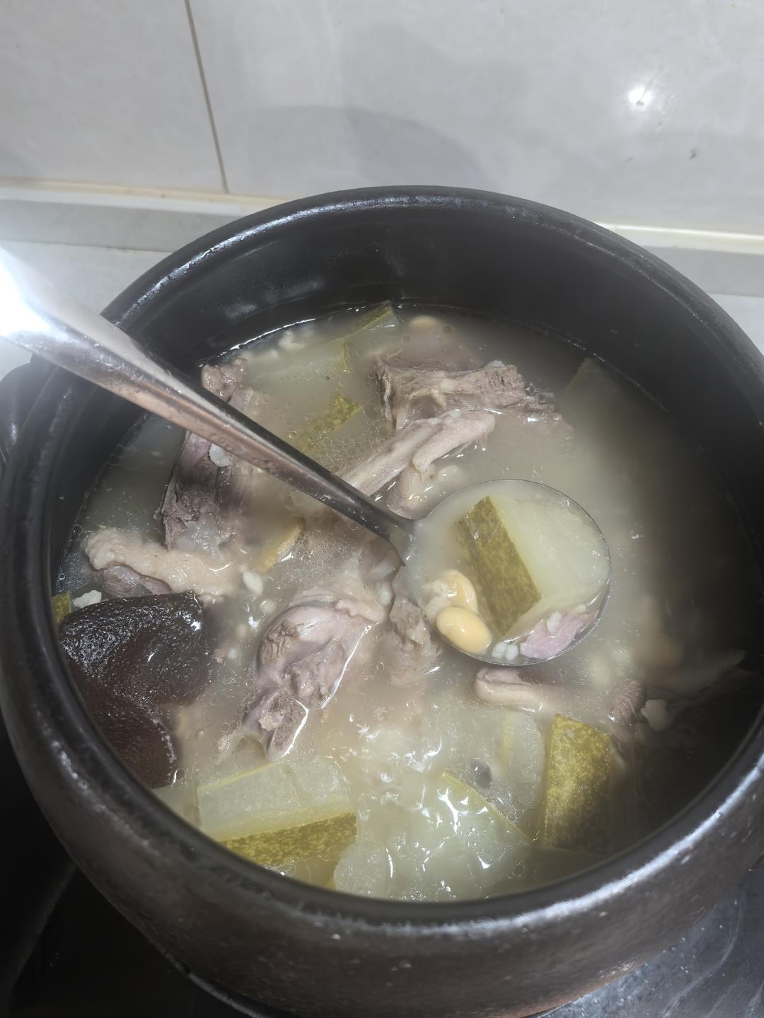 冬瓜薏仁老鸭汤