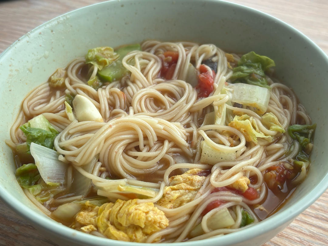 来碗热汤面～🍜生病好一半儿