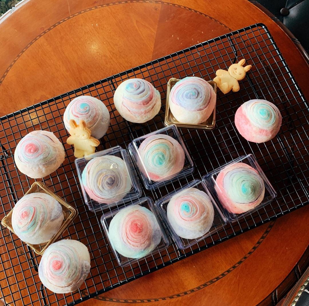 彩虹蛋黄酥（独角兽蛋黄酥）
