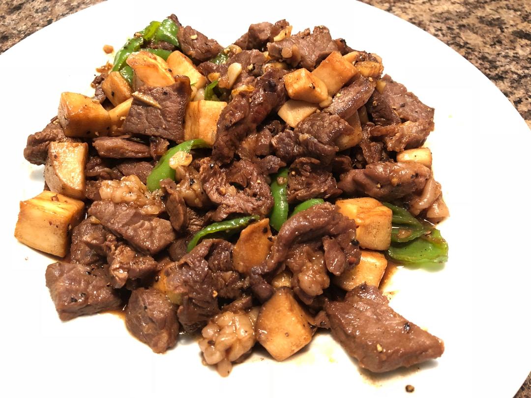 黑椒杏鲍菇牛肉粒