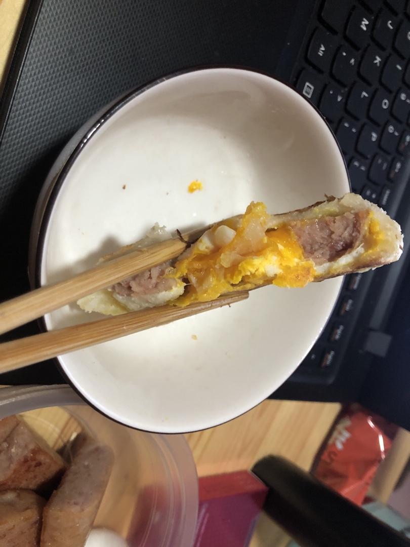 5分钟就能搞定的手抓饼早餐，酥到掉渣～