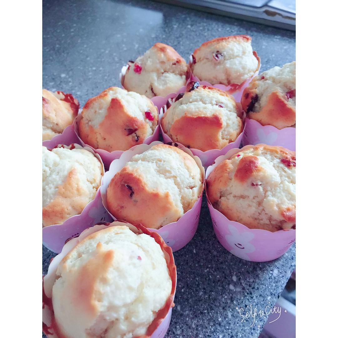 少女心的香蕉蔓越莓玛芬