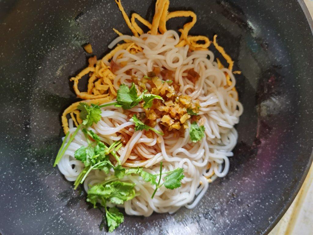 江西米粉的N种吃法：第一篇--南昌凉拌粉