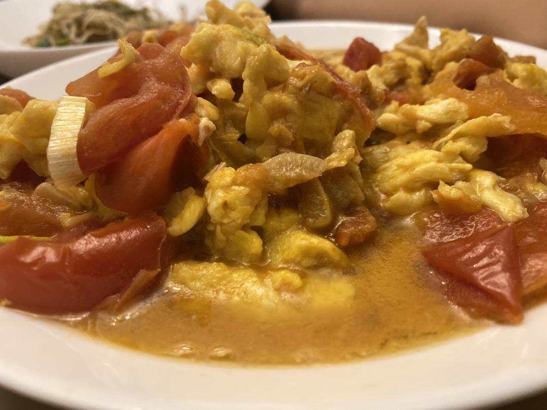 番茄炒鸡蛋（超浓的番茄味）