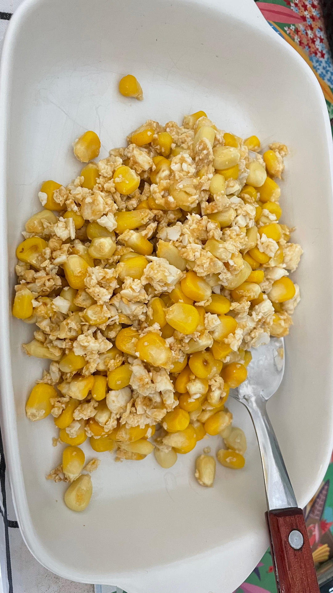 咸鸭蛋炒玉米豌豆