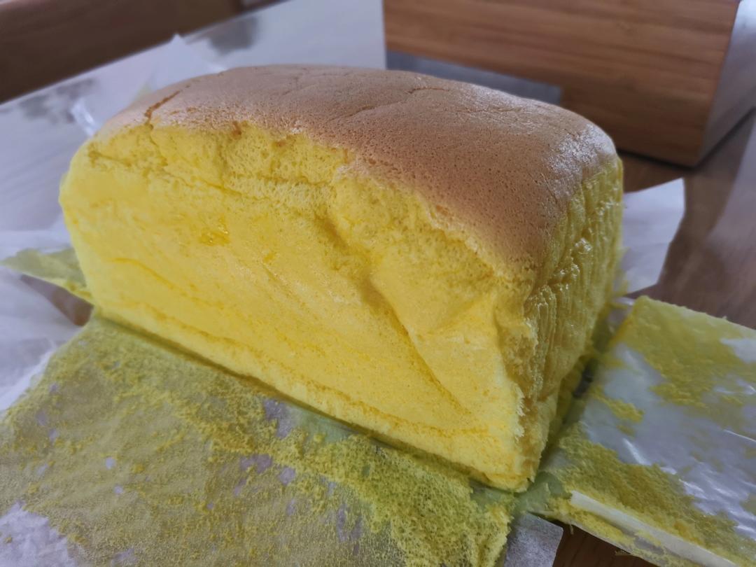 堪比柯基屁股
爆浆芝士🧀古早蛋糕