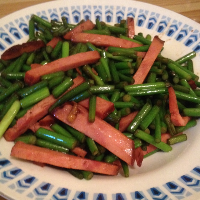 蒜苗炒肉丝