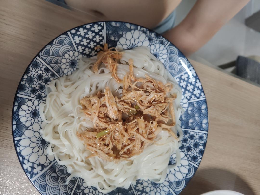 【健康三餐】凉拌鸡胸丝