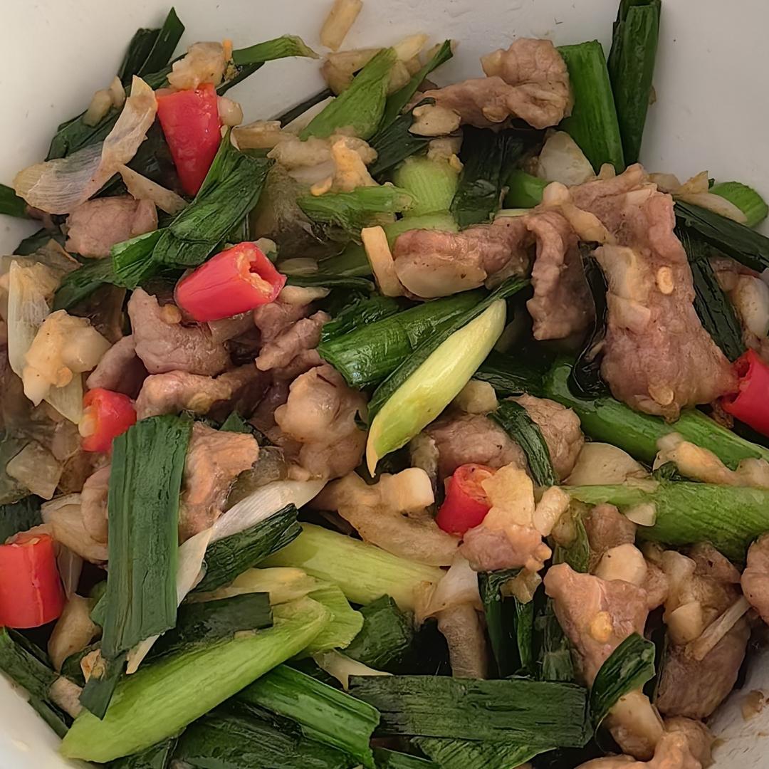 蒜苗炒牛肉