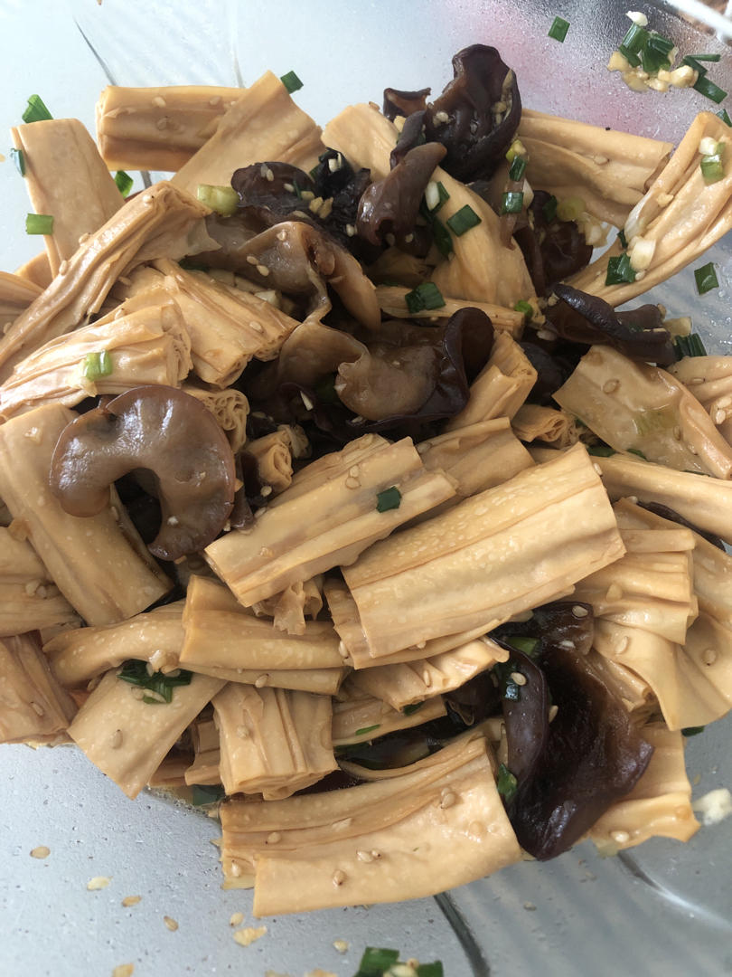 凉拌（腐竹木耳黄瓜）