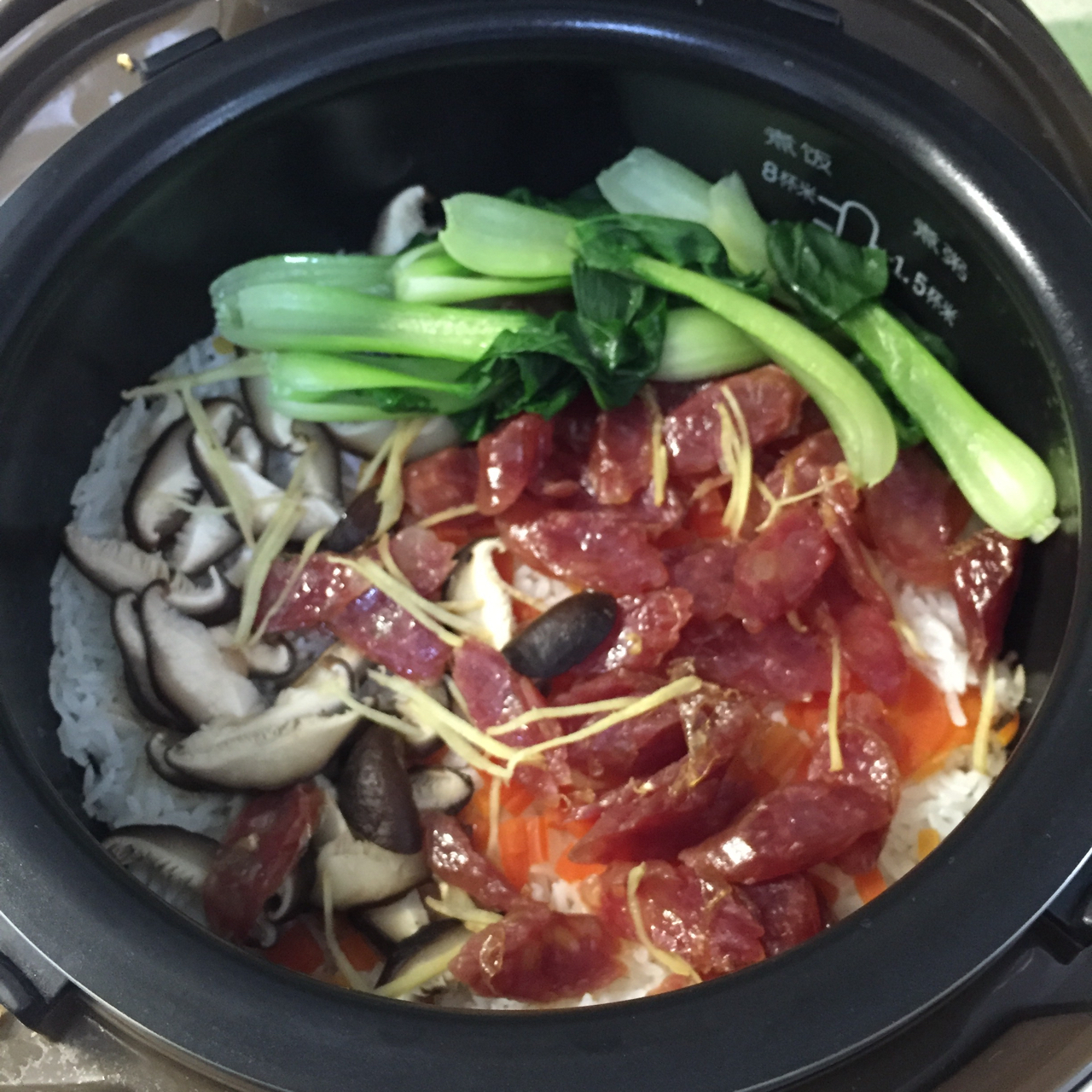 电饭锅煲仔饭