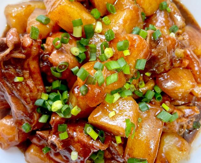 下饭菜｜葱油土豆🥔炒鸡🐔香味➕n😌的做法