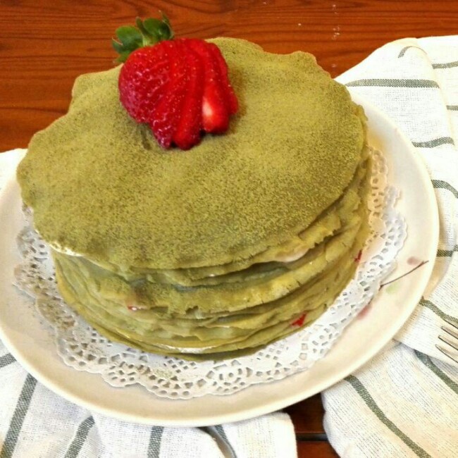 抹茶草莓千层蛋糕（可丽饼）mille crepe cake