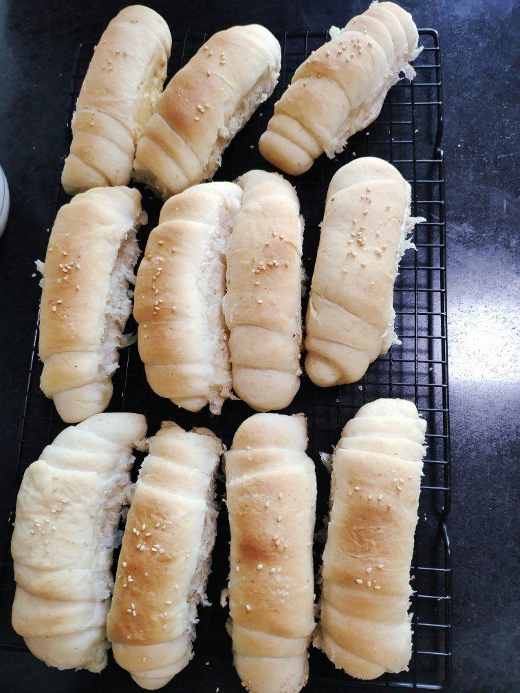 全麦芝麻盐面包