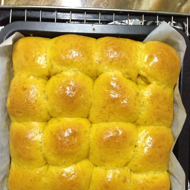 纯天然色彩胡萝卜餐包