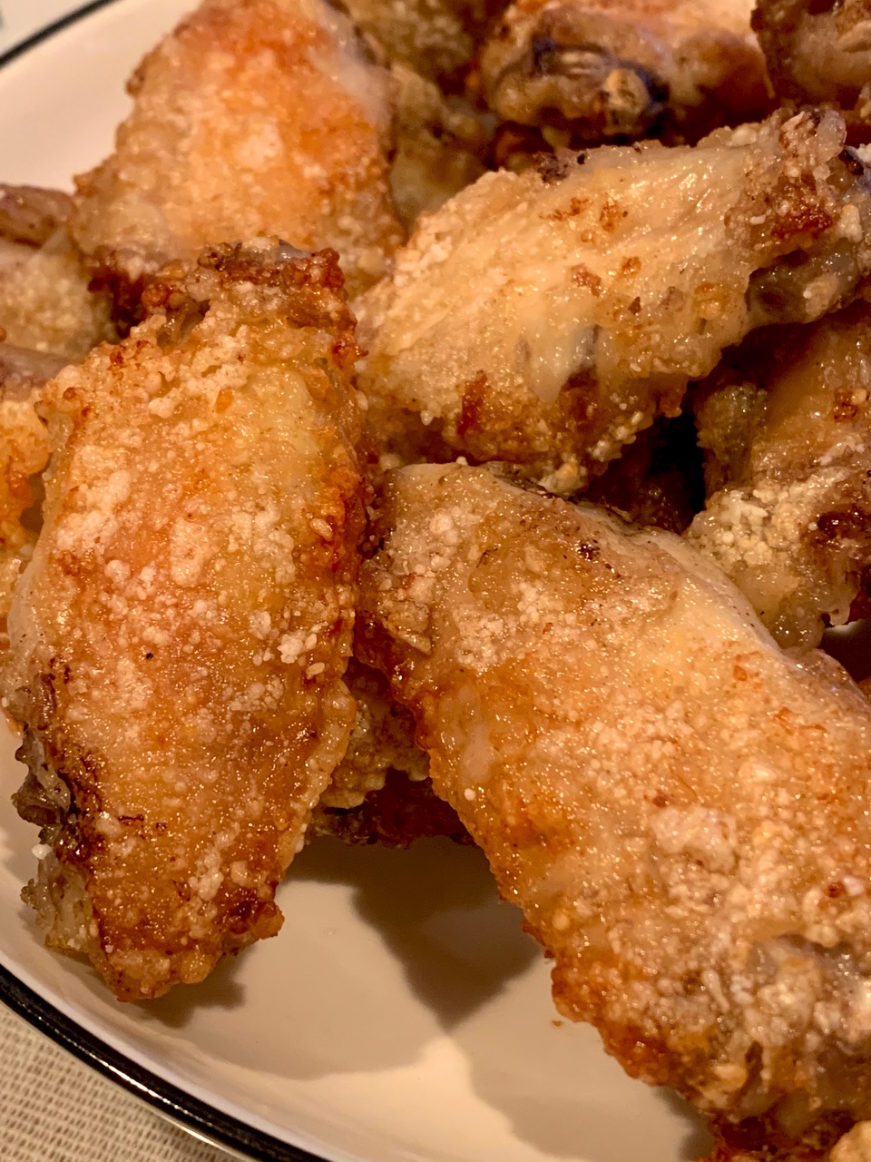 锅煎、空气炸锅: 香脆鸡翅😍的做法