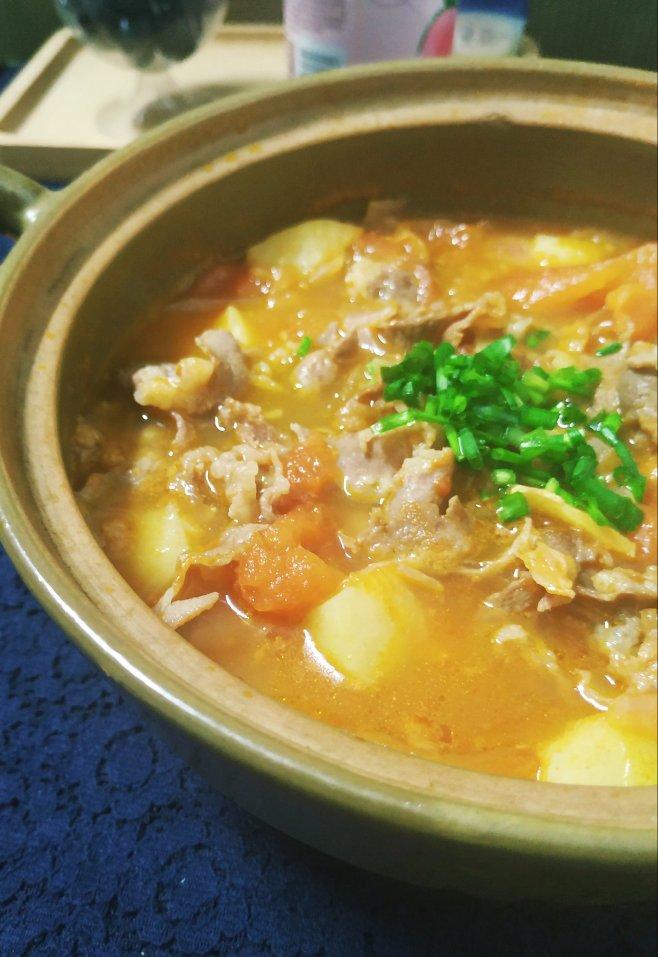 番茄土豆肥牛锅