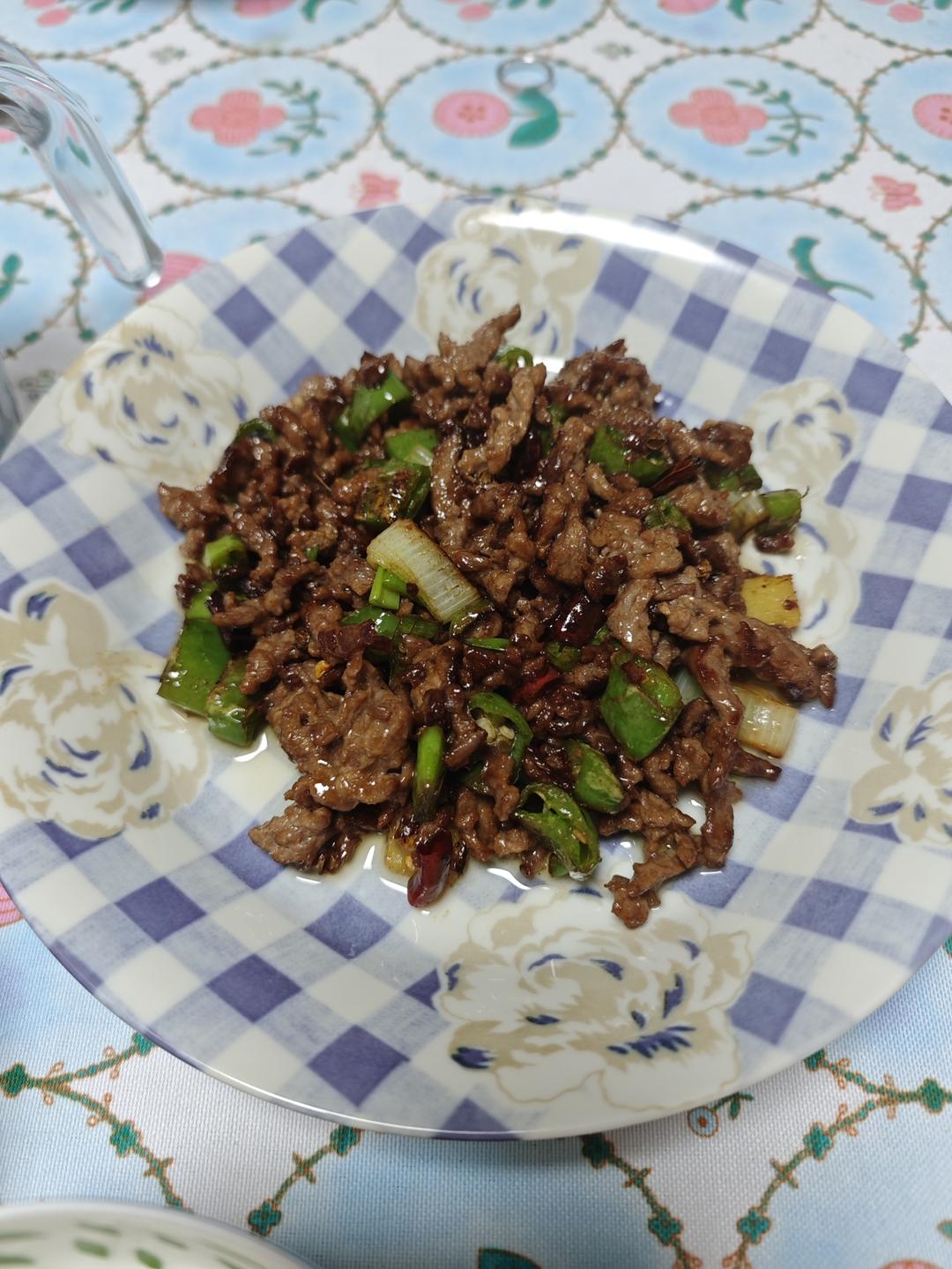 小炒牛肉丝