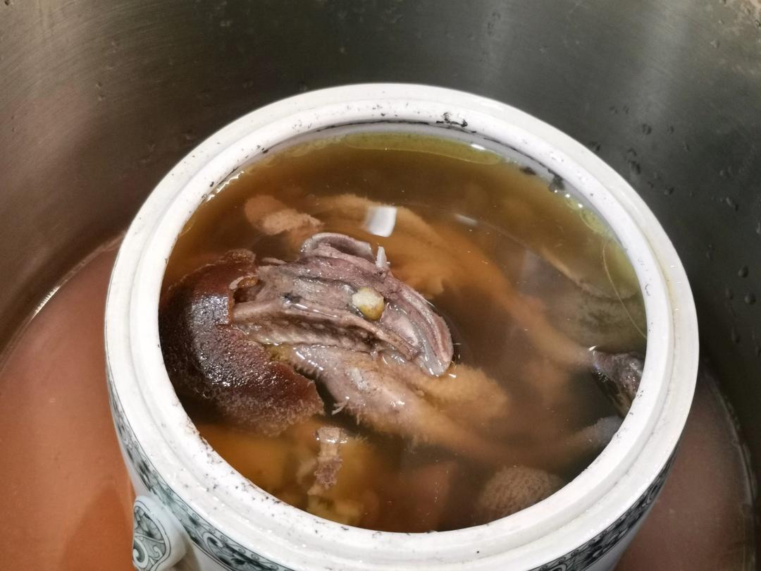 乳鸽绿豆汤